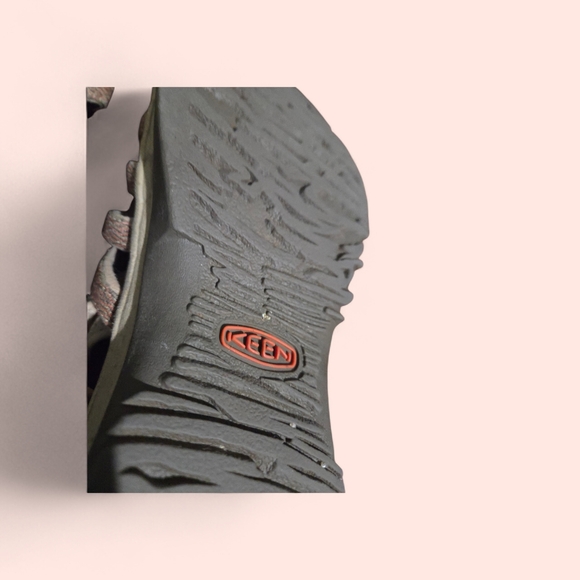 KEEN Vintage Women's Adventure Sandals Whisper - Brown, Tan and Pink Size 10 - Picture 4 of 7